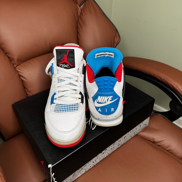 Air Jordan 4 Retro SE White/Military Blue/Red